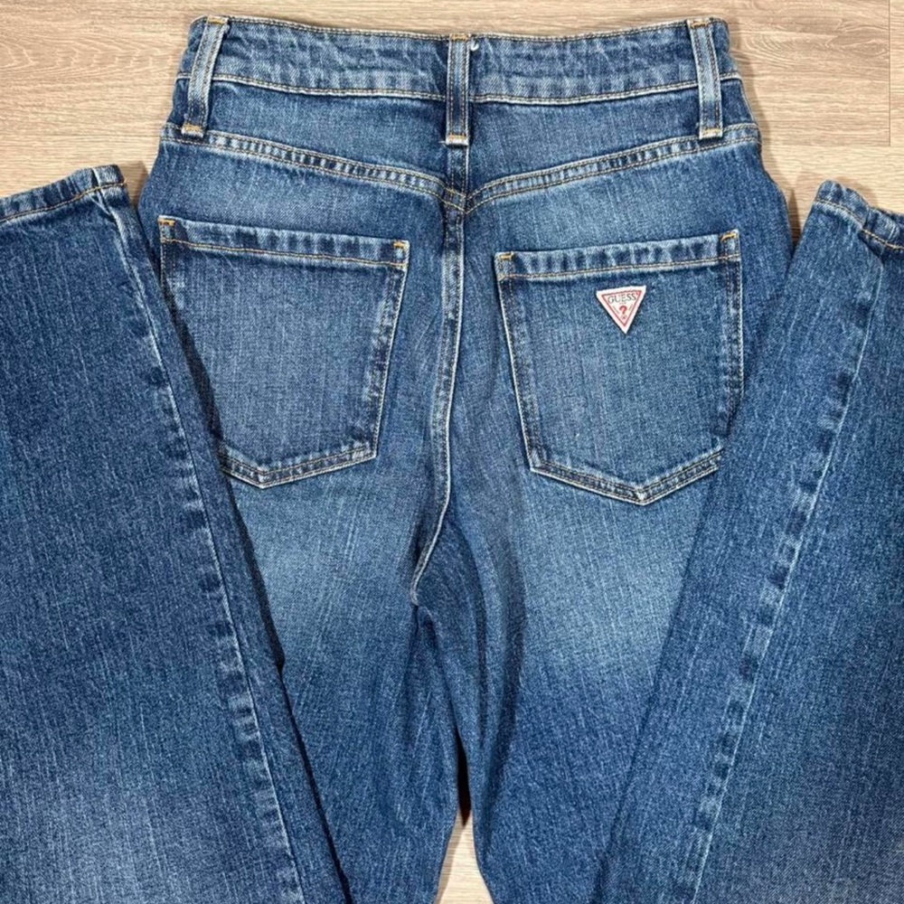Guess Women's Classic Blue Straight Leg Jeans